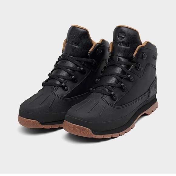Timberland Black Boys Duck Boots Sz  5 Defender Repellent System Outdoor Hiking - Picture 1 of 10
